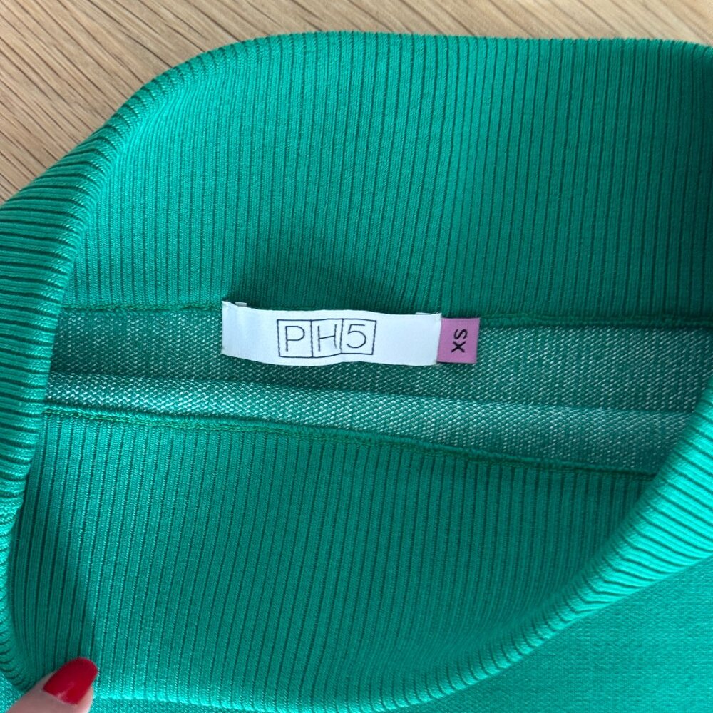 PH5 | Green Casey Wavy Mini Skirt - Picture 2 of 3